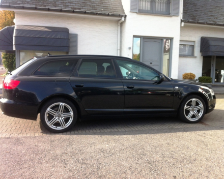 VERKOCHT AUDI A6 3,0TDI * QUATTRO * AUTOMAAT * LEDER * NAVIGATIE * GEKEURD * GARANTIE