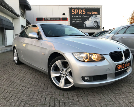 VERKOCHT  BMW 320 COUPE X-DRIVE / 4*4 / LEDER / NAVIGATIE / AUTOMAAT / GEKEURD VOOR VERKOOP