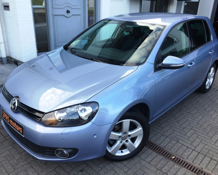 VERKOCHT  VOLKSWAGEN GOLF 6 1200 TSI / 5 DEURS / ALU VELGEN / PDC V+A / SPORTINTERIEUR / GARANTIE