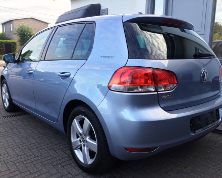 VERKOCHT  VOLKSWAGEN GOLF 6 1200 TSI / 5 DEURS / ALU VELGEN / PDC V+A / SPORTINTERIEUR / GARANTIE