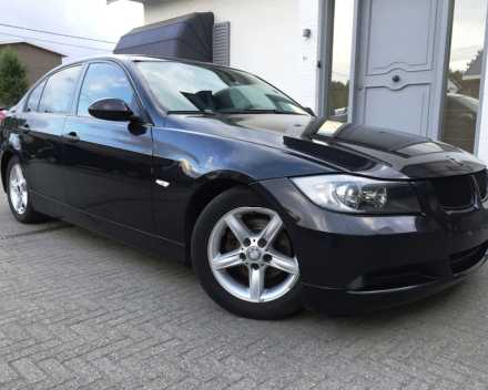 VERKOCHT  BMW 318 D