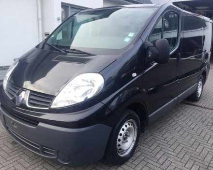 VERKOCHT  RENAULT TRAFIC 2,0 DCI SLECHTS 65653 KM