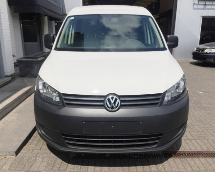 VERKOCHT  VOLKSWAGEN CADDY 1,6 TDI  / LICHTEVRACHT / GEKEURD + GARANTIE