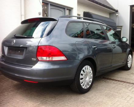 VERKOCHT VOLKSWAGEN GOLF 5 1,9TDI AIRCO * SLECHTS 78925 KM * GEKEURD * GARANTIE