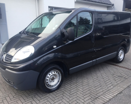 VERKOCHT  RENAULT TRAFIC 2,0 DCI SLECHTS 65653 KM