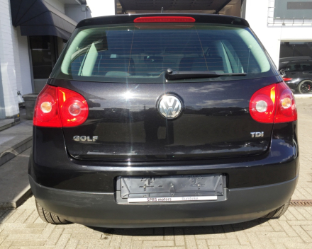 VERKOCHT  VOLKSWAGEN GOLF 5 1,9 TDI GEKEURD