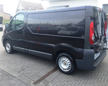 VERKOCHT  RENAULT TRAFIC 2,0 DCI SLECHTS 65653 KM