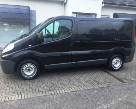 VERKOCHT  RENAULT TRAFIC 2,0 DCI SLECHTS 65653 KM