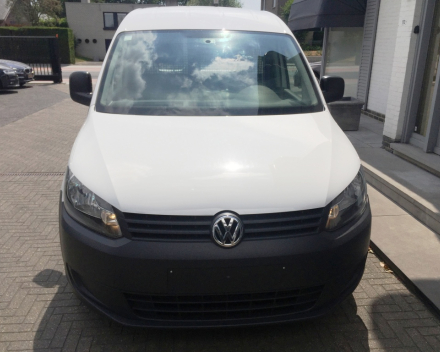 VERKOCHT  VOLKSWAGEN CADDY 1,6 TDI  / LICHTEVRACHT / GEKEURD + GARANTIE