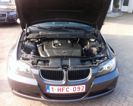 VERKOCHT  BMW 320 D * ALU VELGEN * SPOTUITLAAT * GEKEURD * GARANTIE