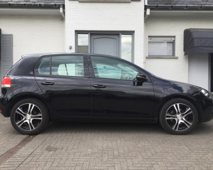 VERKOCHT  VOLKSWAGEN GOLF 6 5 DEURS BENZINE 17&quot; ALU VELGEN