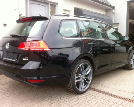 VERKOCHT VOLKSWAGEN GOLF 7 * NAVIGATIE * PDC * SLECHTS 78100 KM * GEKEURD * GARANTIE