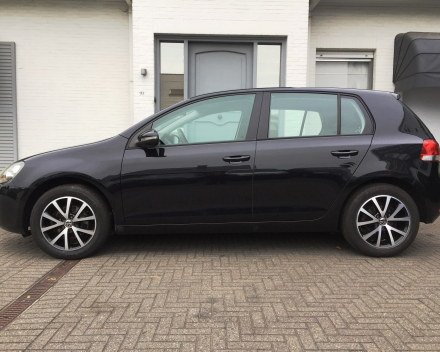 VERKOCHT  VOLKSWAGEN GOLF 6 / 5 DEURS / ALU VELGEN / AIRCO / GEKEURD VOOR VERKOOP