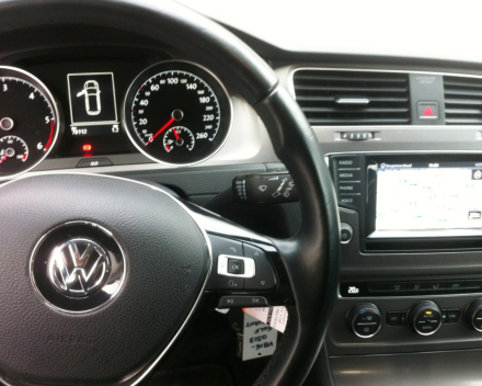 VERKOCHT VOLKSWAGEN GOLF 7 * NAVIGATIE * PDC * SLECHTS 78100 KM * GEKEURD * GARANTIE