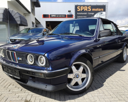 VERKOCHT  BMW E30 325I CABRIOLET BLAUW + LEDER