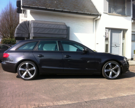 VERKOCHT  AUDI A4 2,0TDI AVANT  * DONKERGRIJS METAAL * ZWART LEDER * CRUISECONTROL * 19&quot; VELGEN * GEKEURD * GARANTIE