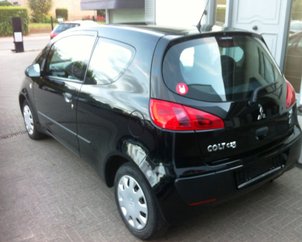 VERKOCHT MITSUBISHI COLT * BENZINE * GEKEURD * GARANTIE