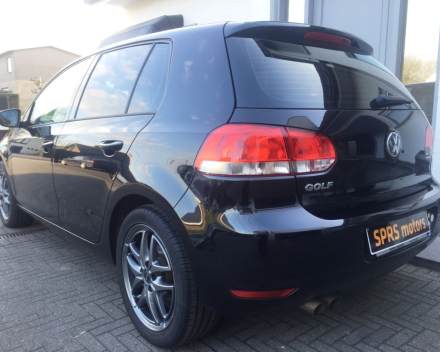 VERKOCHT VOLKSWAGEN GOLF 6 1400 BENZINE ZWART ALU PDC GEKEURD