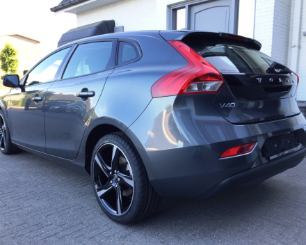 VERKOCHT VOLVO V40 BJ2013 / SLECHTS 56298 KM  / 1,6DIESEL / 18&quot; VELGEN / CAMERA / CRUISECONTROL / GARANTIE