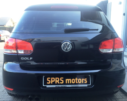 VERKOCHT VOLKSWAGEN GOLF 6 1400 BENZINE ZWART ALU PDC GEKEURD