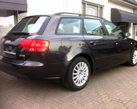 VERKOCHT AUDI A4 AVANT * LEDER * PDC * CRUISE * GEKEURD * GARANTIE