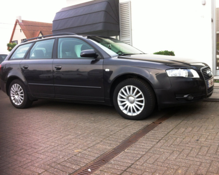 VERKOCHT AUDI A4 AVANT * LEDER * PDC * CRUISE * GEKEURD * GARANTIE