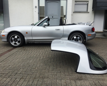 VERKOCHT  MAZDA MX5  MIATA 1600 BENZINE CABRIOLET + HARDTOP