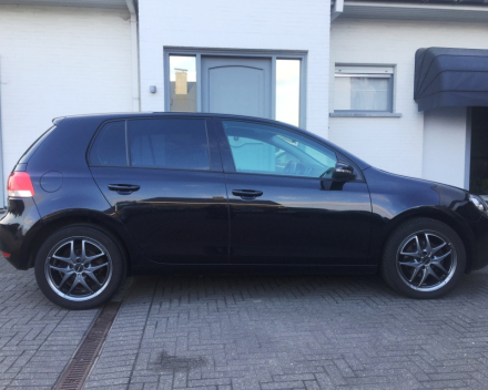 VERKOCHT VOLKSWAGEN GOLF 6 1400 BENZINE ZWART ALU PDC GEKEURD