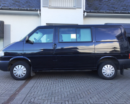 VERKOCHT VOLKSWAGEN TRANSPORTER 2,5 TDI DUBBELE CABINE