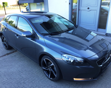 VERKOCHT VOLVO V40 BJ2013 / SLECHTS 56298 KM  / 1,6DIESEL / 18&quot; VELGEN / CAMERA / CRUISECONTROL / GARANTIE