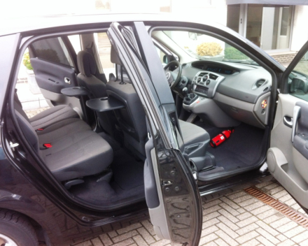 VERKOCHT RENAULT MEGANE GRANDSCENIC 1,6BENZ * GEKEURD * GARANTIE