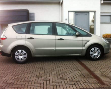 VERKOCHT FORD S-MAX 1,8TDCI  * GEKEURD * GARANTIE