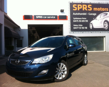 VERKOCHT  OPEL ASTRA 1,7CDTI * SPORTTOURER * BLAUW METAAL * CRUISECONTROL * PDC * SLECHTS 52960 KM * GEKEURD * GARANTIE