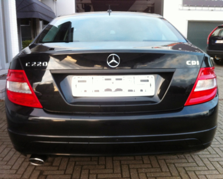 VERKOCHT MERCEDES C220CDI * AUTOMAAT * ZWART METAAL * ALU VELGEN * GEKEURD * GARANTIE