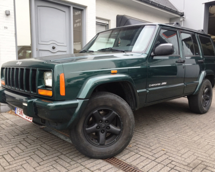 VERKOCHT  JEEP CHEROKEE CLASSIC DIESEL GEKEURD VOOR VERKOOP