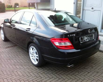 VERKOCHT MERCEDES C220CDI * AUTOMAAT * ZWART METAAL * ALU VELGEN * GEKEURD * GARANTIE