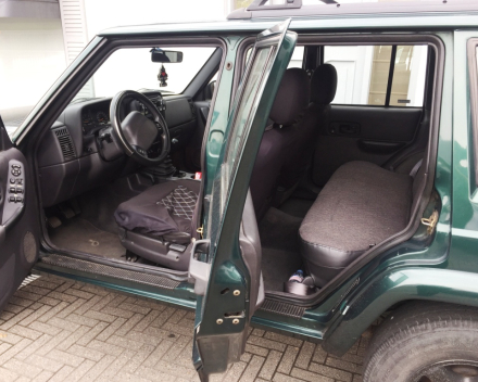 VERKOCHT  JEEP CHEROKEE CLASSIC DIESEL GEKEURD VOOR VERKOOP