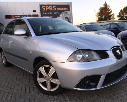 VERKOCHT  SEAT IBIZA 1,9 TDI * ZILVER METAAL * 5 DEURS * DIGITALE AIRCO * CRUISECONTROL * ALU VELGEN * GEKEURD * GARANTIE