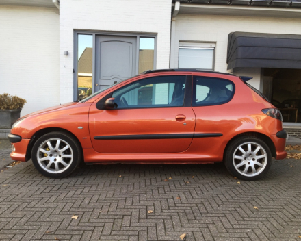 VERKOCHT  PEUGEOT 206 2,0 GTI * ALU VELGEN * 100 KW * GEKEURD * GARANTIE