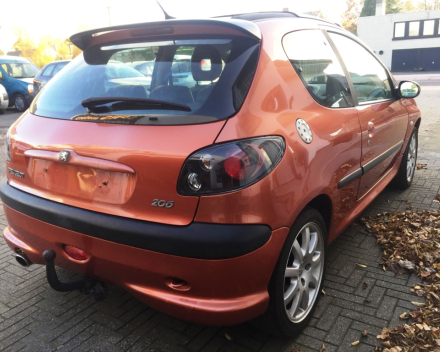 VERKOCHT  PEUGEOT 206 2,0 GTI * ALU VELGEN * 100 KW * GEKEURD * GARANTIE