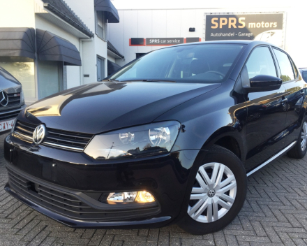 VERKOCHT  VOLKSWAGEN POLO MPI BENZINE * NAVIGATIE * DIGITALE AIRCO * SLECHTS 26488 KM * GEKEURD * GARANTIE