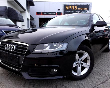 VERKOCHT  AUDI A4 2,0TDI FULL OPTION / LEDER / NAVIGATIE / CRUISECONTROL * ALU VELGEN / 6 VIT  / GARANTIE