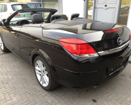 VERKOCHT  OPEL ASTRA CABRIOLET 1,6 BENZINE / LEDER / ALU VELGEN / SLECHTS 61198 KM * GARANTIE