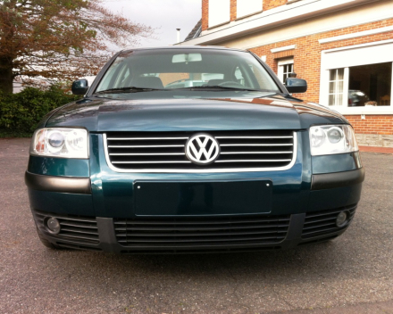 VERKOCHT VOLKSWAGEN PASSAT 1900 TD1 * GEKEURD * GARANTIE