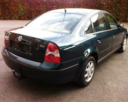 VERKOCHT VOLKSWAGEN PASSAT 1900 TD1 * GEKEURD * GARANTIE