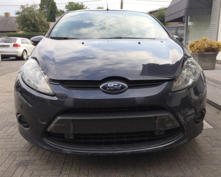 VERKOCHT  FORD FIESTA 1,6 TDCI * GRIJS METAAL * AIRCO * ALU *VELGEN * SCHADEWAGEN BESTEMD VOOR HANDELAAR *