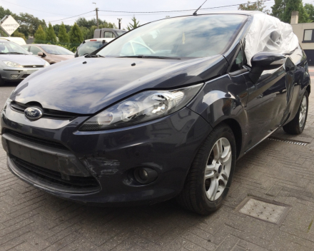 VERKOCHT  FORD FIESTA 1,6 TDCI * GRIJS METAAL * AIRCO * ALU *VELGEN * SCHADEWAGEN BESTEMD VOOR HANDELAAR *