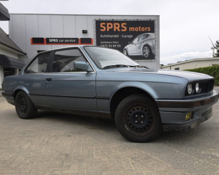 VERKOCHT BMW 325 I  * E30 * OPKNAPPER