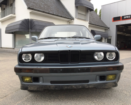 VERKOCHT BMW 325 I  * E30 * OPKNAPPER