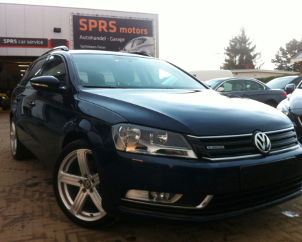 VERKOCHT  VOLKSWAGEN PASSAT 1,6DTDI * BREAK * NAVIGATIE + KLEURSCHERM * PARKEERSENSOREN * AUTOMATISCHE AIRCO * CRUISECONTROL * 18&quot; VELGEN * GEKEURD * GARANTIE